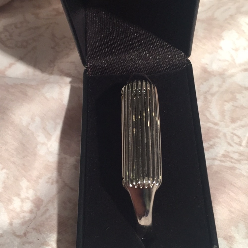 Fitbit Flex 2 silver bangle